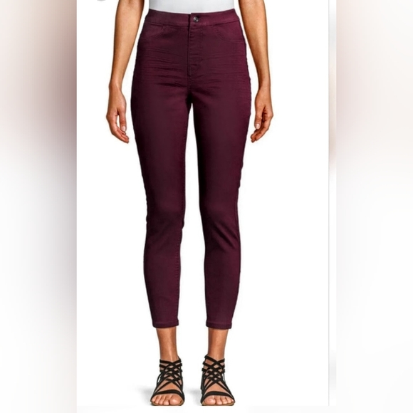 No Boundaries Denim - 👖Nwt No boundaries high rise curvy  jegging